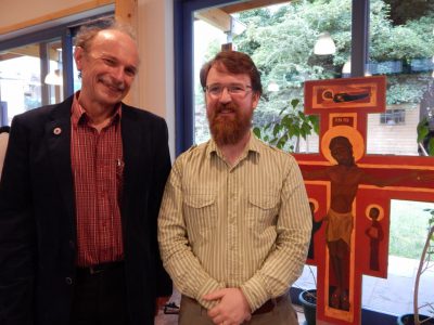 Pastor Martin Sauter (left) & singer Enda Reilly